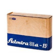 A8IIa - exportní verze krabice.