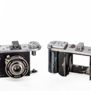 U modelu 1938 již nebylo nutné vysunout vnitřek fotoaparátu i s objektivem na rozdíl od modelu 1937. 